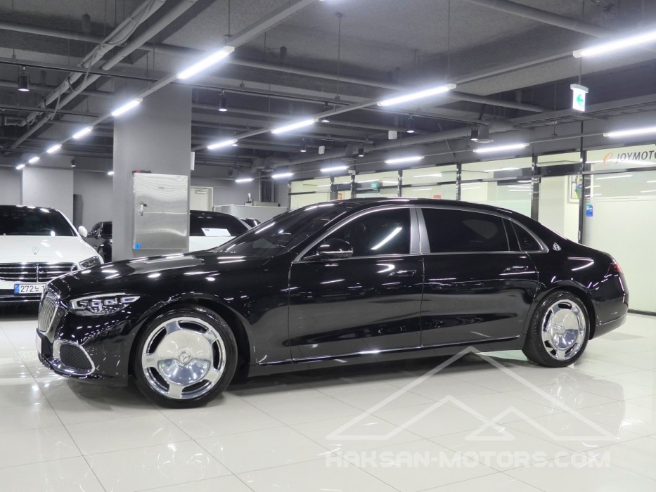 Maybach S580 이미지 1